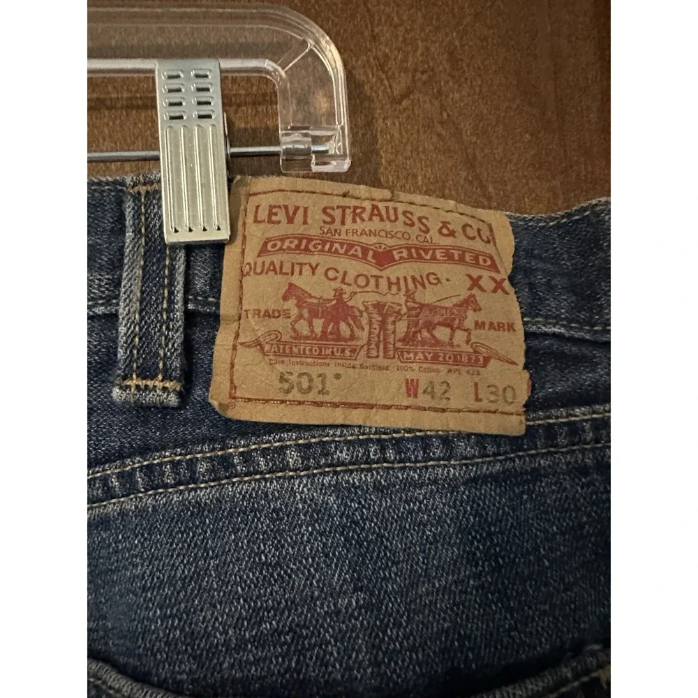 Levis 501 Jeans Mens 42x30 Blue Button Fly‎ Straight Leg Classic Denim